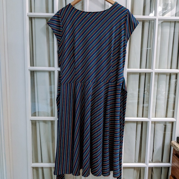 Karina Dresses Katharine XXL Mod Stripe - Picture 5 of 6